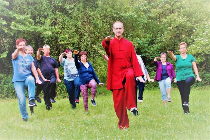 Qigong in der Eder-Aue Qigong in der Eder-Aue